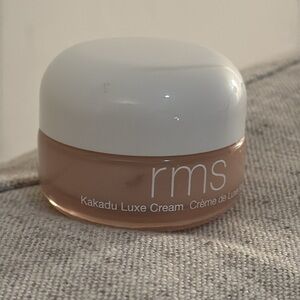 RMS Beauty Kakadu Luxe Cream Large Travel Size .5 oz 0.5 oz NEW